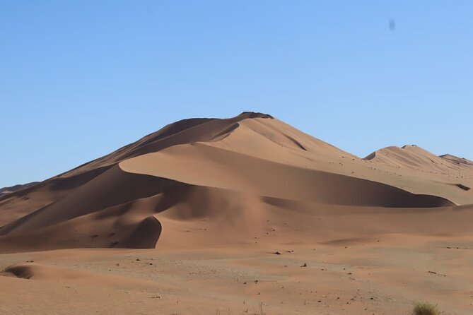 5-Day Sossusvlei & Sandwich Harbour Photography Tour - Day 1: From Windhoek to the Namib-Naukluft desert