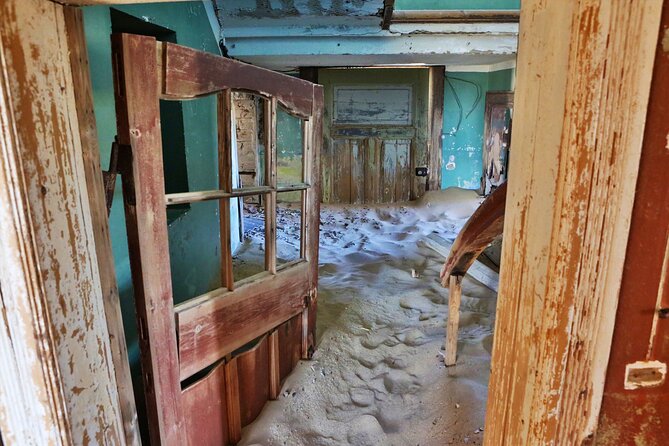 7 Day Southern Namibia and Sossusvlei Camping Safari - Day five: Kolmanskop and the Atlantic at Lüderitz