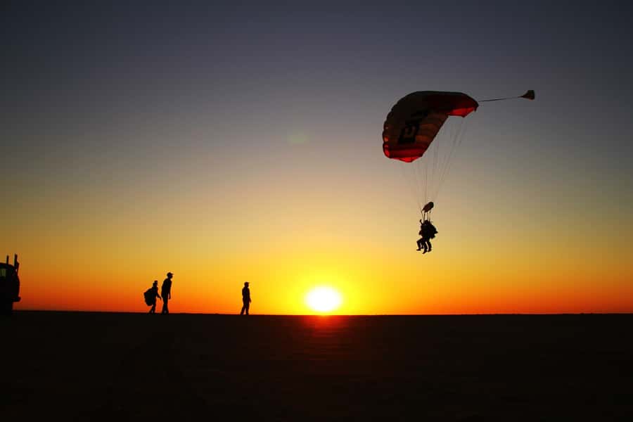 From Swakopmund: Tandem Sky Diving - The 15-minute flight above Swakopmund
