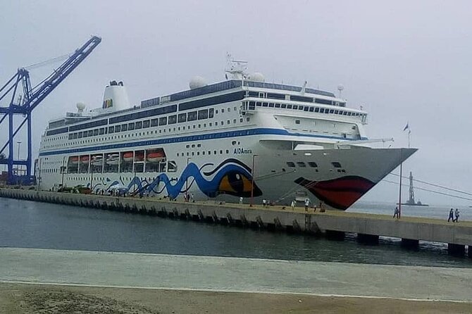 Sandwich Harbour Scenic Excursion - Design for the Cruise Ships - Starting from a cruise ship in Walvis Bay