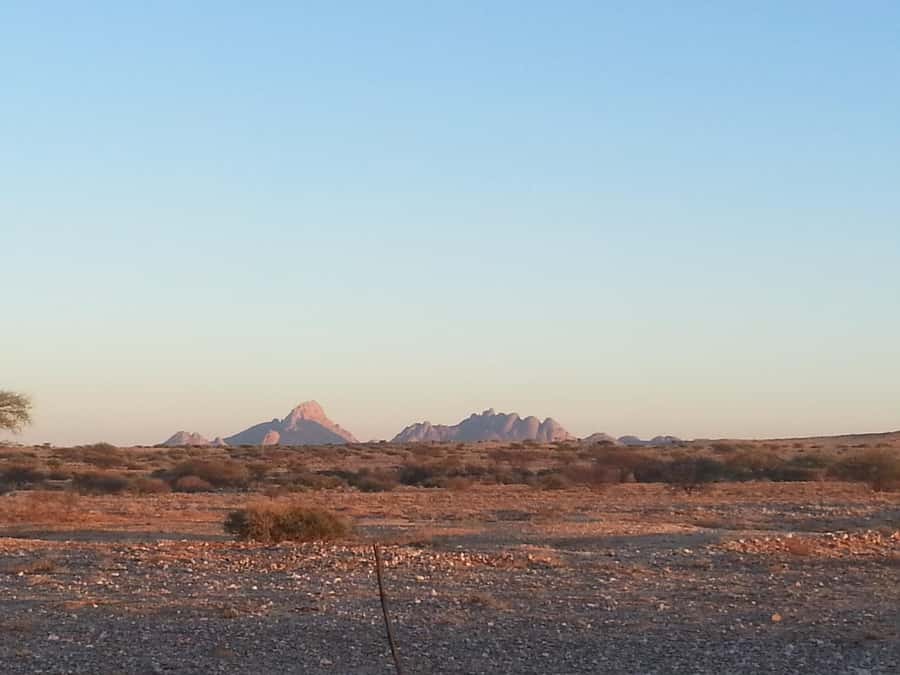 Spitzkoppe : via Zeila Shipwreck - Henties Bay, fishing-town history, and a short tour