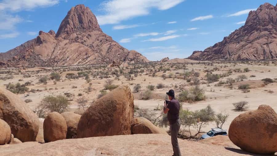 Swakopmund: Spitzkoppe Day Tour with Hotel Pickup - Four hours among Spitzkoppe’s granite rocks