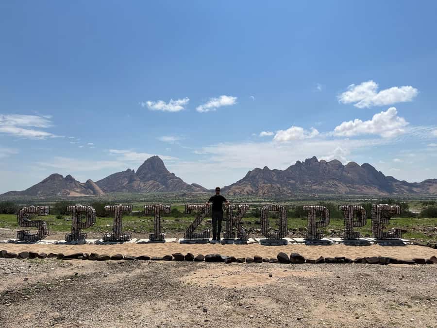 Swakopmund: Spitzkoppe Day Tour with Hotel Pickup - What the small group changes