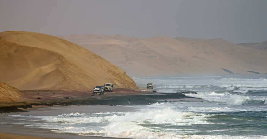 Walvis Bay: 4x4 Desert Excursion to Sandwich Harbour Bay - Starting at Walvis Bay Lagoon