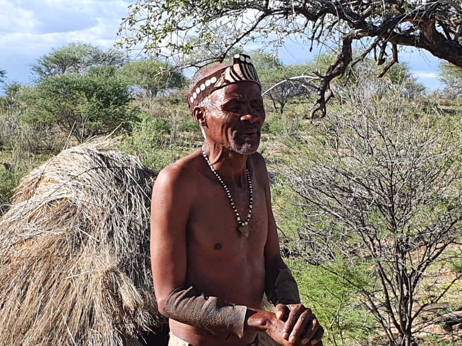 Windhoek: Bushman Walk with the San - The nonprofit purpose and the question of authenticity